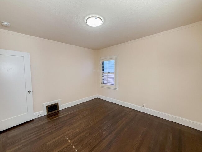 Building Photo - Detached Single Family Home in Peidmont Ne...