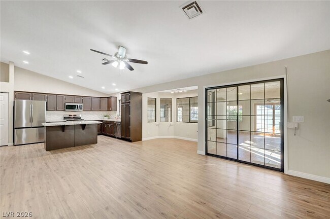 Building Photo - 904 Swift Bear St