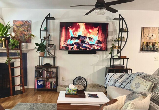Building Photo - Cozy & Spacious 3BR Townhome in Atlanta