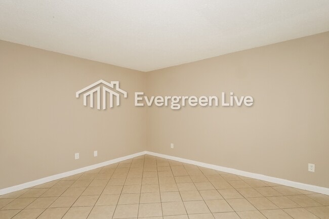 Building Photo - 3460 Meier Dr