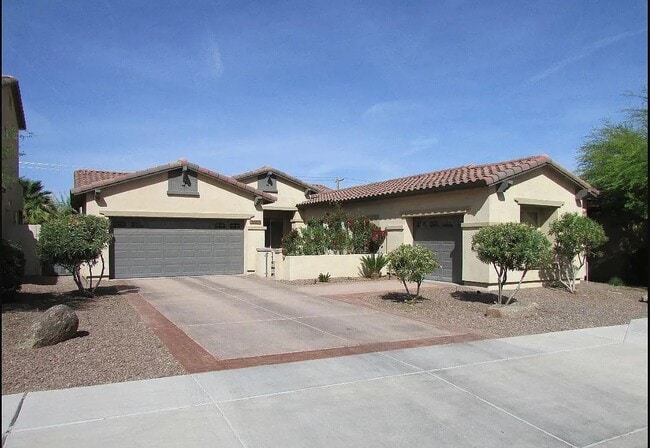 Building Photo - 8628 S 21st Pl