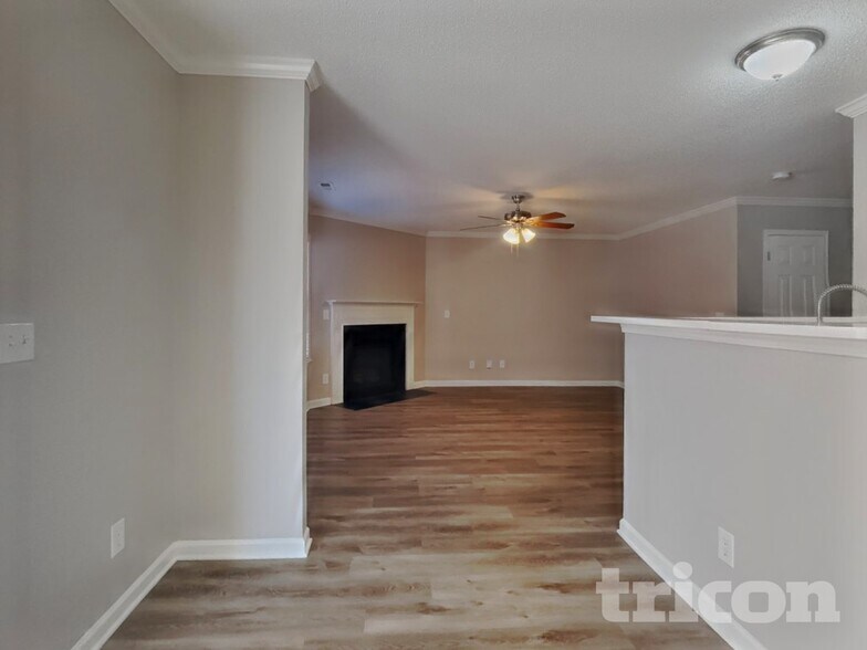 Building Photo - 6231 Creekbrooke Ct