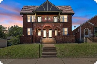 Building Photo - 4932 Potomac St
