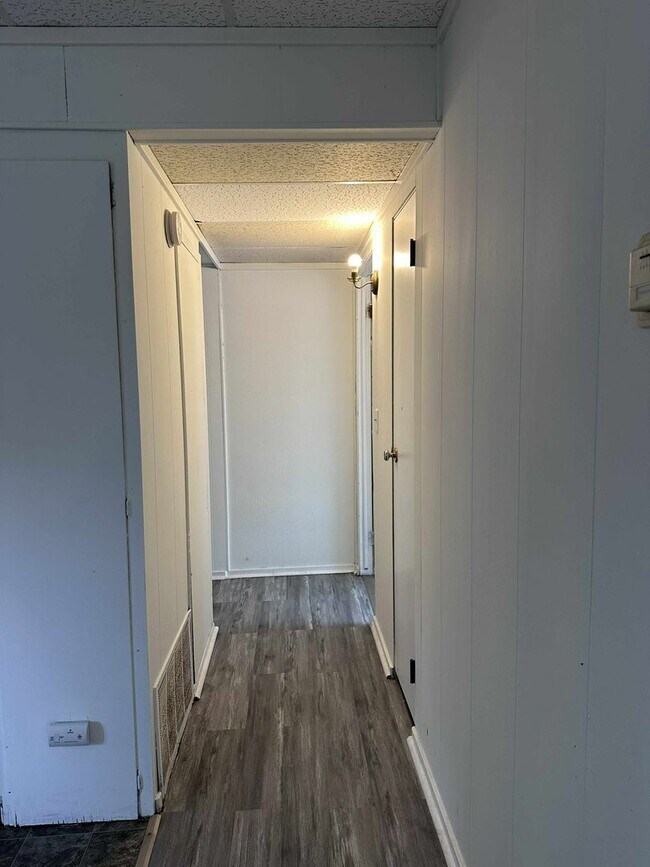 Building Photo - 12th Avenue Court