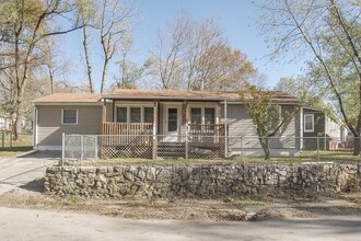 Building Photo - 1740 Sinnott Cir