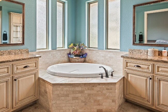 Building Photo - 17401 Rush Pea Cir