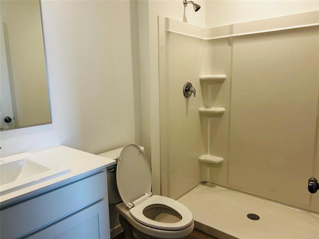 Building Photo - 2005 Derby Ln