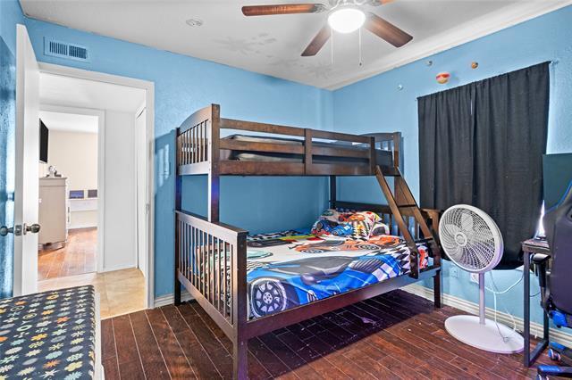 Building Photo - 3005 Woodlark Dr