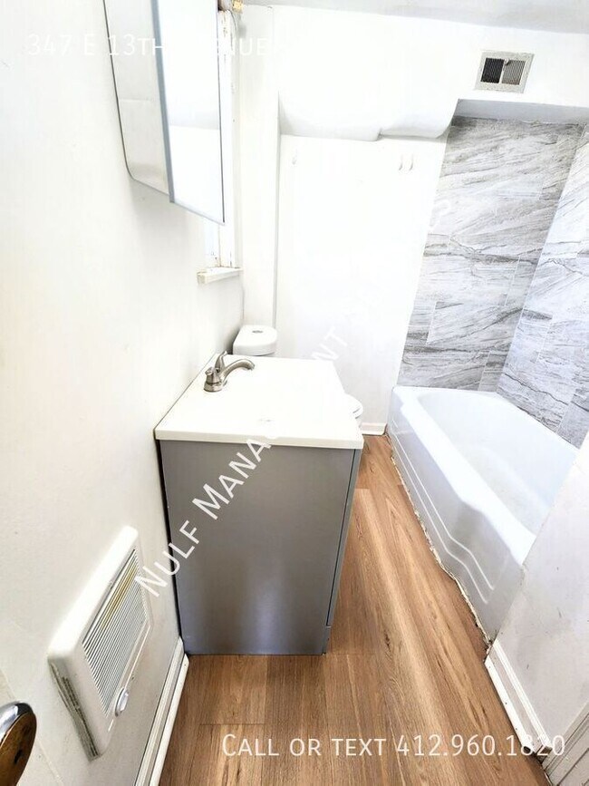 Building Photo - 347 E 13th Ave