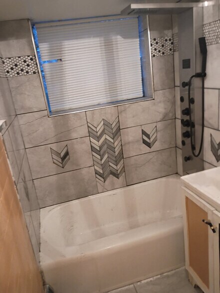 Building Photo - 414 W 144th St