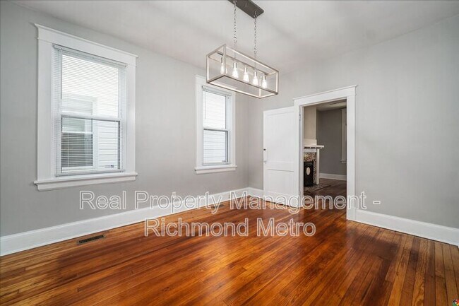 Building Photo - 1313 N 35th St