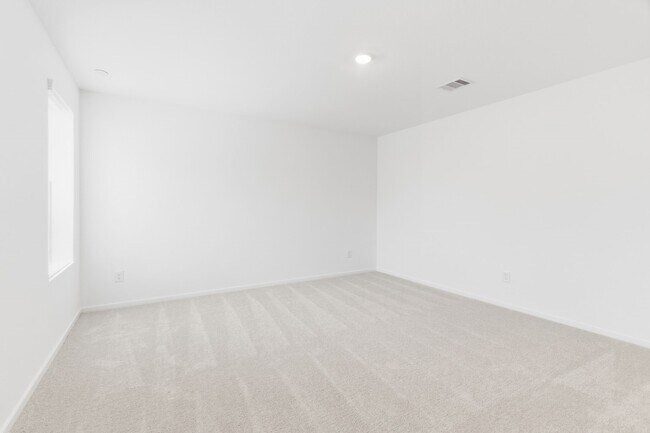 Building Photo - 1603 Golden Iris Dr