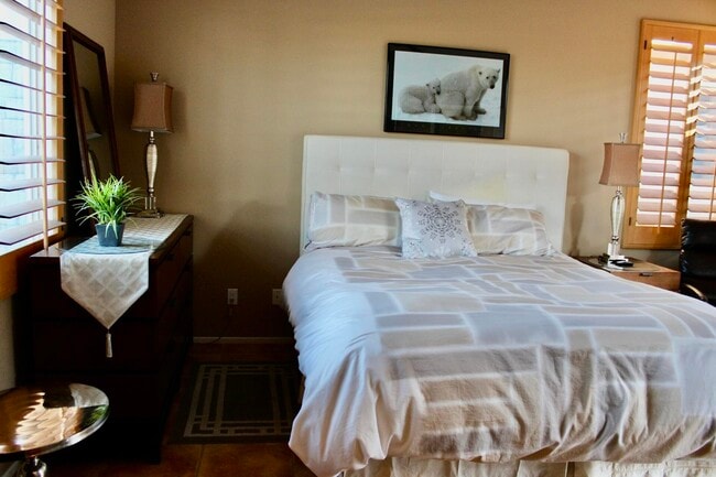 Building Photo - 77573 Ashberry Ct