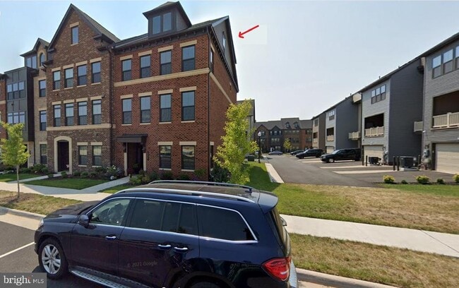 Building Photo - 43467 Grandmoore St