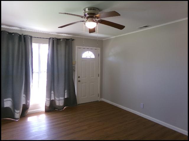 Building Photo - 2107 Muldrow Dr