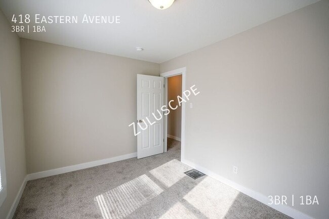 Building Photo - 418 Eastern Ave