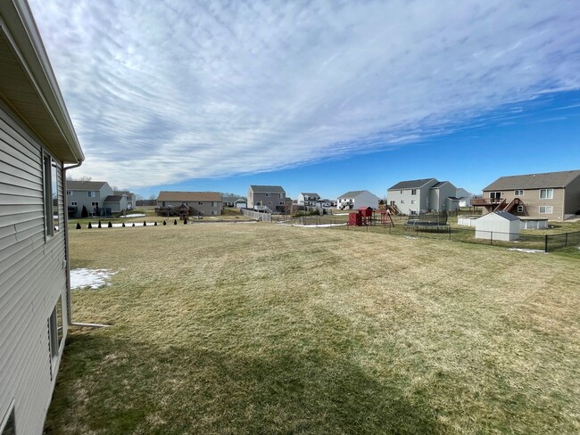 Building Photo - Three Bedroom Home in Caledonia