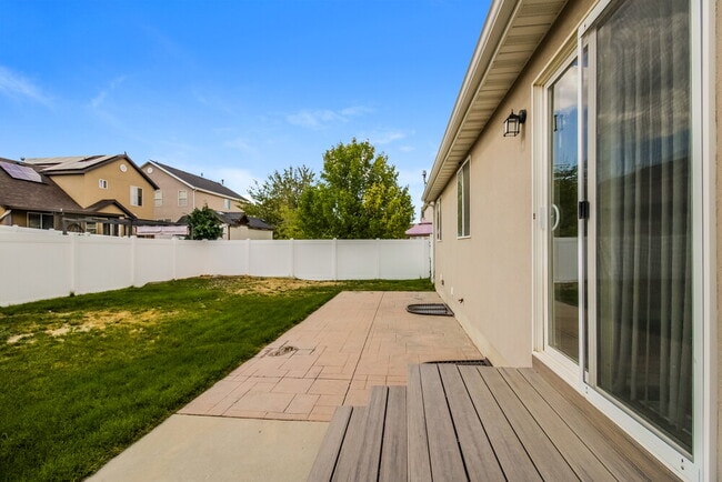 Building Photo - 7548 Mesa Maple Dr