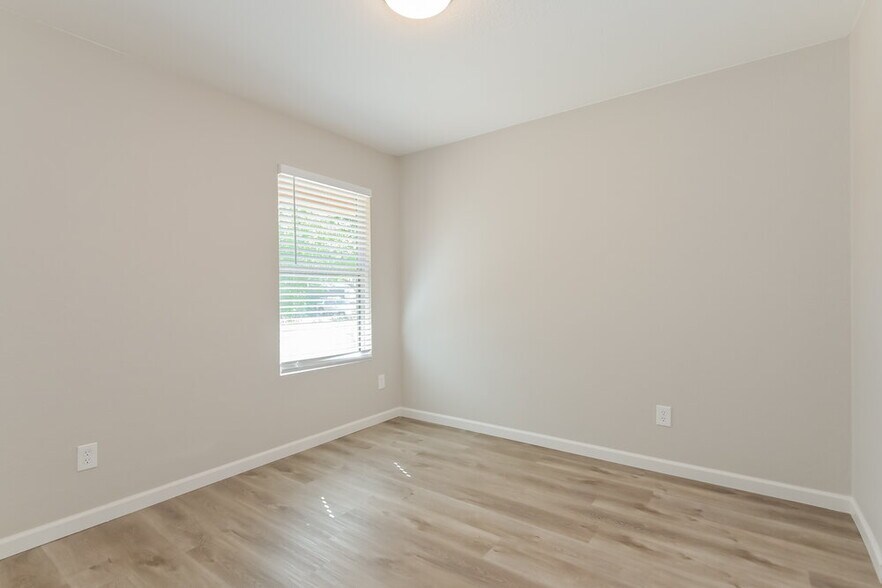 Building Photo - 18620 S Camino De Las Quintas