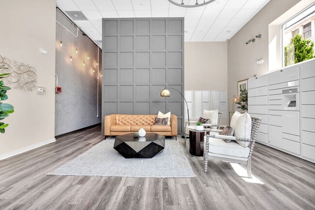 Building Photo - Stunning Midtown 1 BED 1 BATH