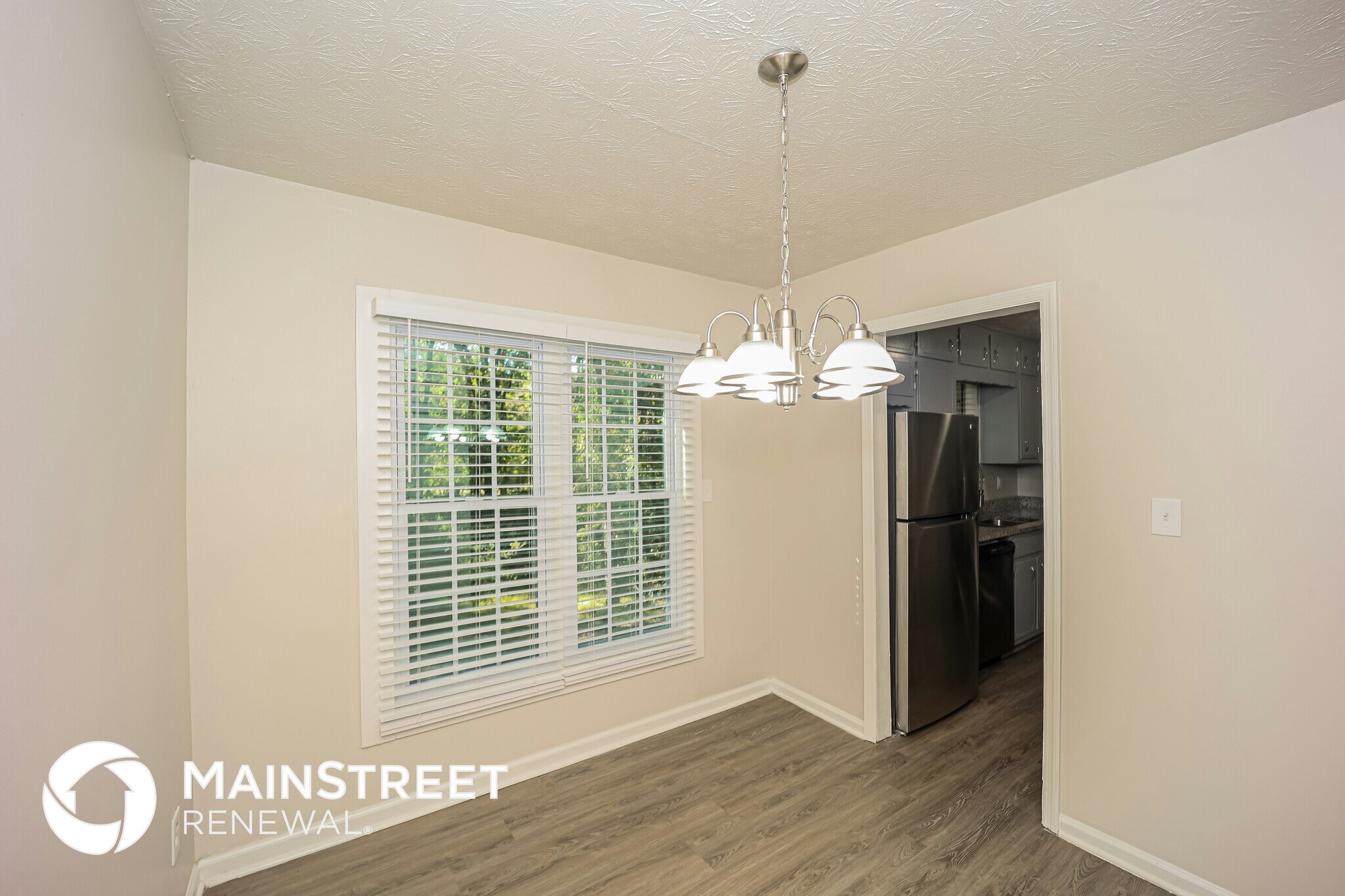 Building Photo - 140 Hunt Ridge Dr