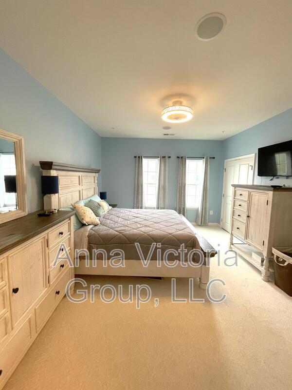 Building Photo - 10502 Galena Ln