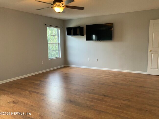 Building Photo - 121 Mahogany Bay Dr