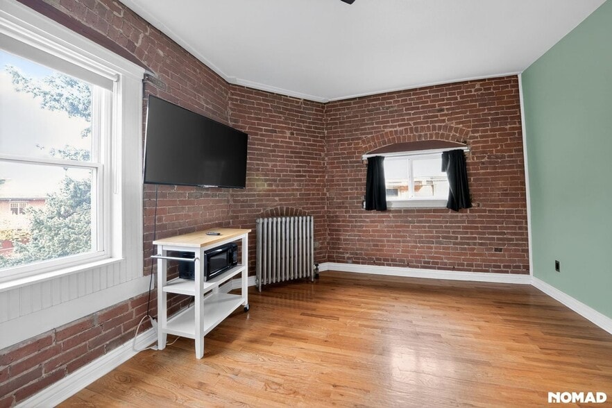 Building Photo - 1450 High St