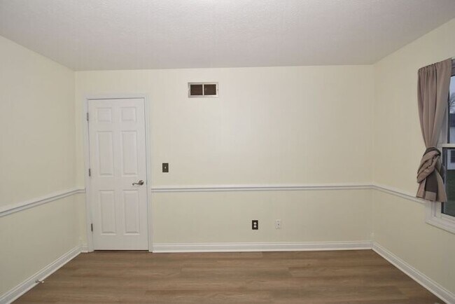 Building Photo - Cross Creek 4 bedroom home