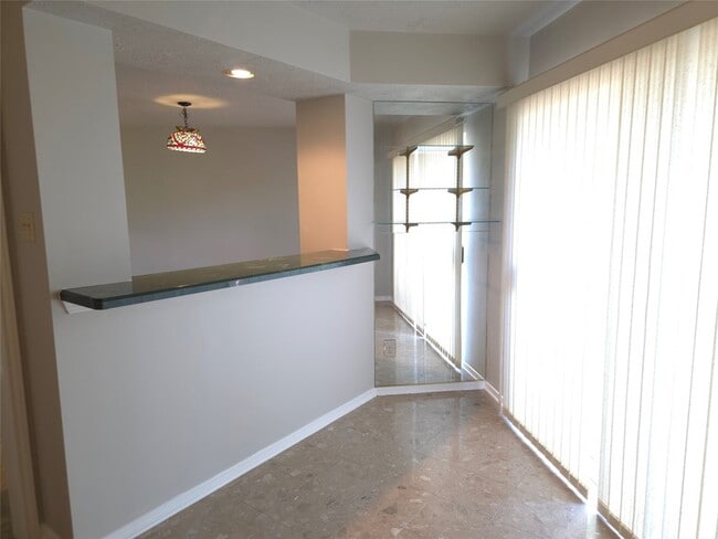 Building Photo - 12830 Careywood Dr