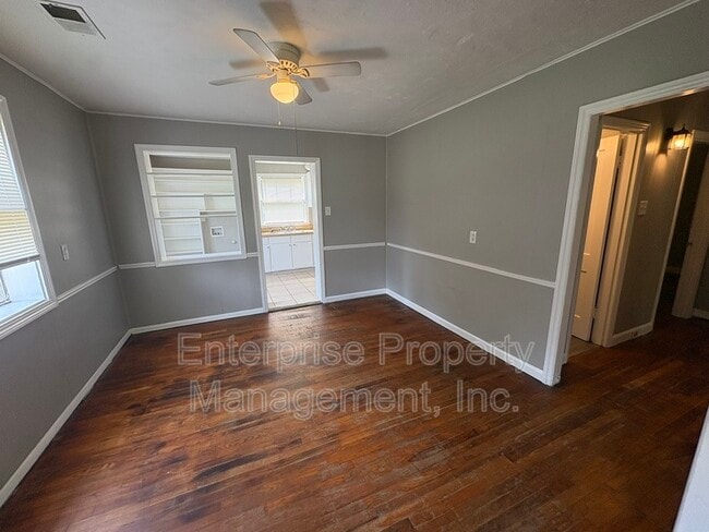 Building Photo - 2083 Charleston Rd