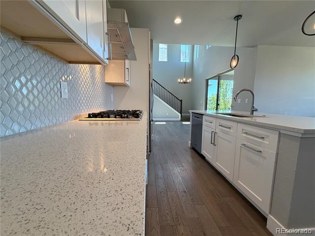 Building Photo - 22561 E Hinsdale Ave