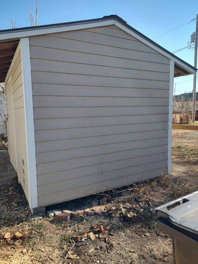 Building Photo - 1503 Osborne St