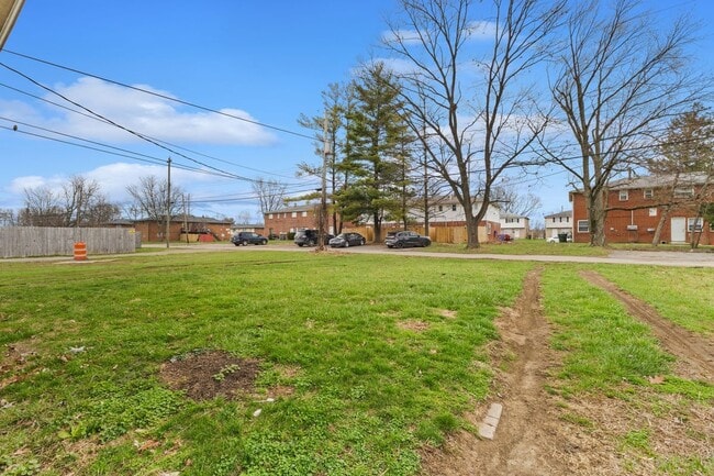 Building Photo - 384-386-386 S Napoleon Ave