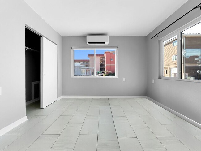 Building Photo - 17615 Lee Ave