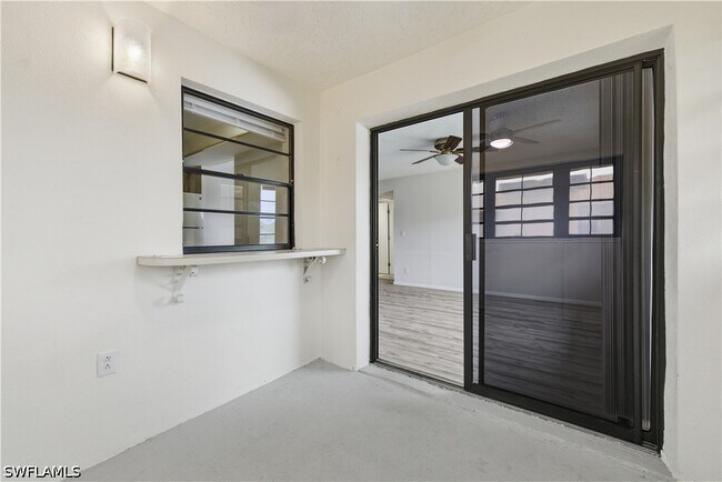 Building Photo - 6136 Whiskey Creek Dr