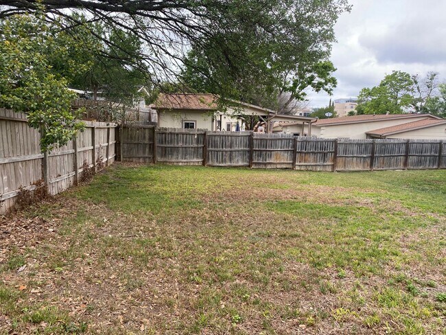 Building Photo - 12123 Stevens Ct