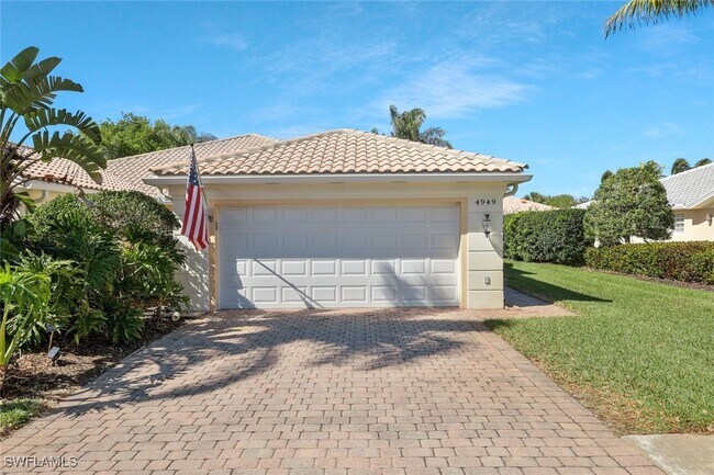 Building Photo - 4949 Kingston Way
