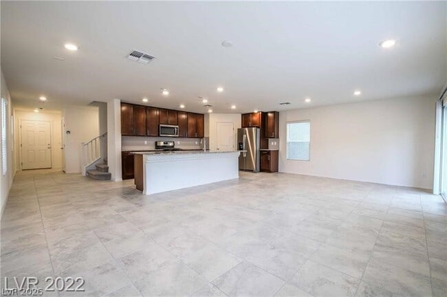 Building Photo - 8171 Calpena Ave