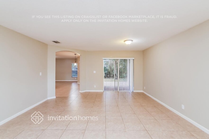 Building Photo - 541 Alejandro Ln