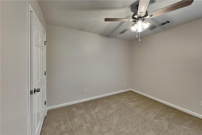 Building Photo - 4642 Devencrest Ln