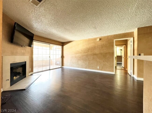 Building Photo - 2200 S Fort Apache Rd