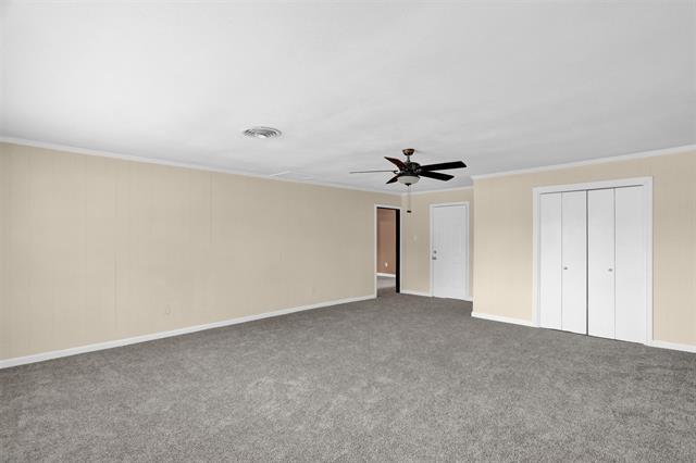 Building Photo - 1842 Hood St