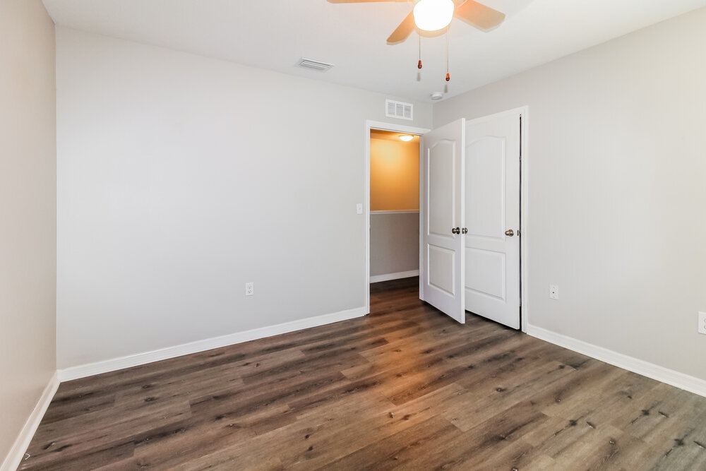 Building Photo - 14471 Finsbury Dr