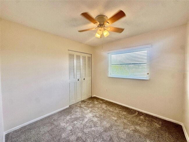 Building Photo - 141 Poe Dr