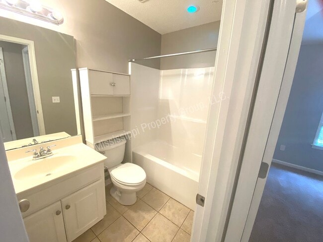 Building Photo - 3BR/2BA For Rent