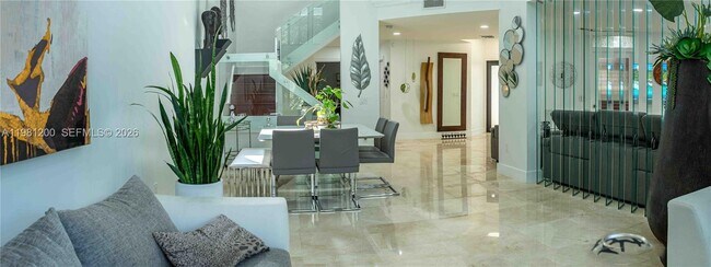 Building Photo - 4957 NW 93rd Doral Pl