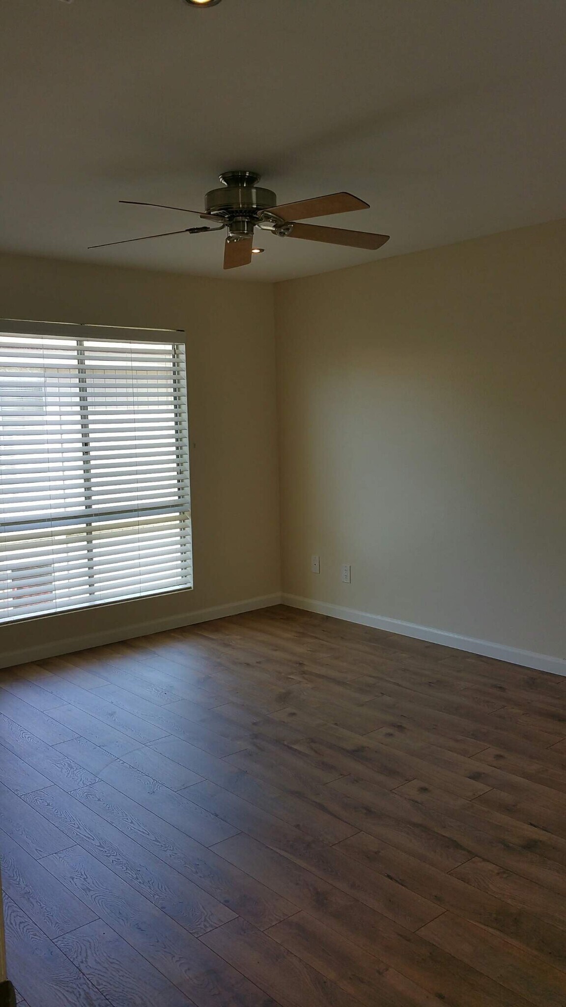 Building Photo - 2841 S Fairview St