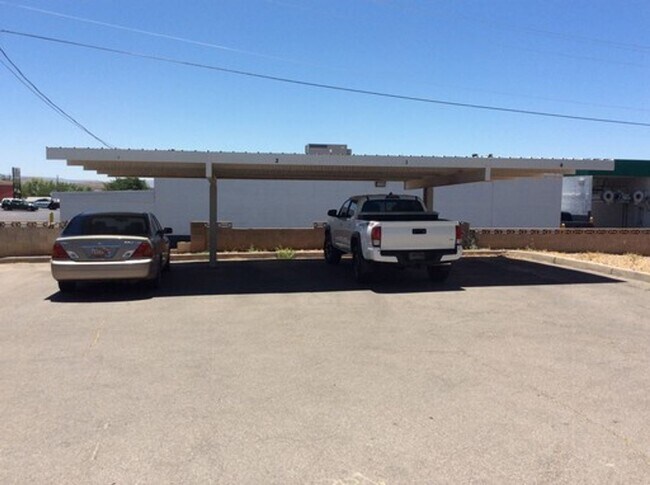Building Photo - 67 N 200 E