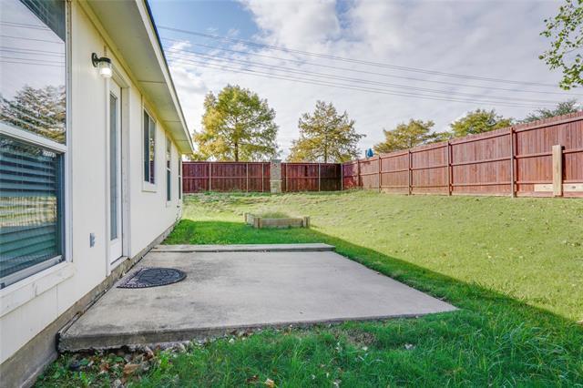 Building Photo - 9940 Carter Dr